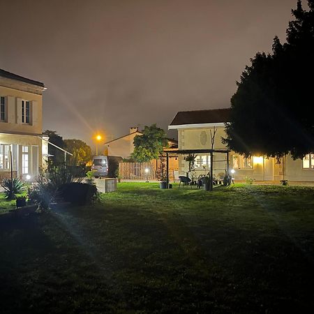 Batisse En Pierre XVII Siecle 115 M² Avec Terrasse Villa Ambares-et-Lagrave ภายนอก รูปภาพ