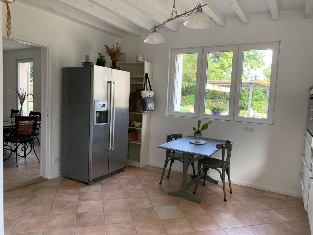 Batisse En Pierre XVII Siecle 115 M² Avec Terrasse Villa Ambares-et-Lagrave ภายนอก รูปภาพ