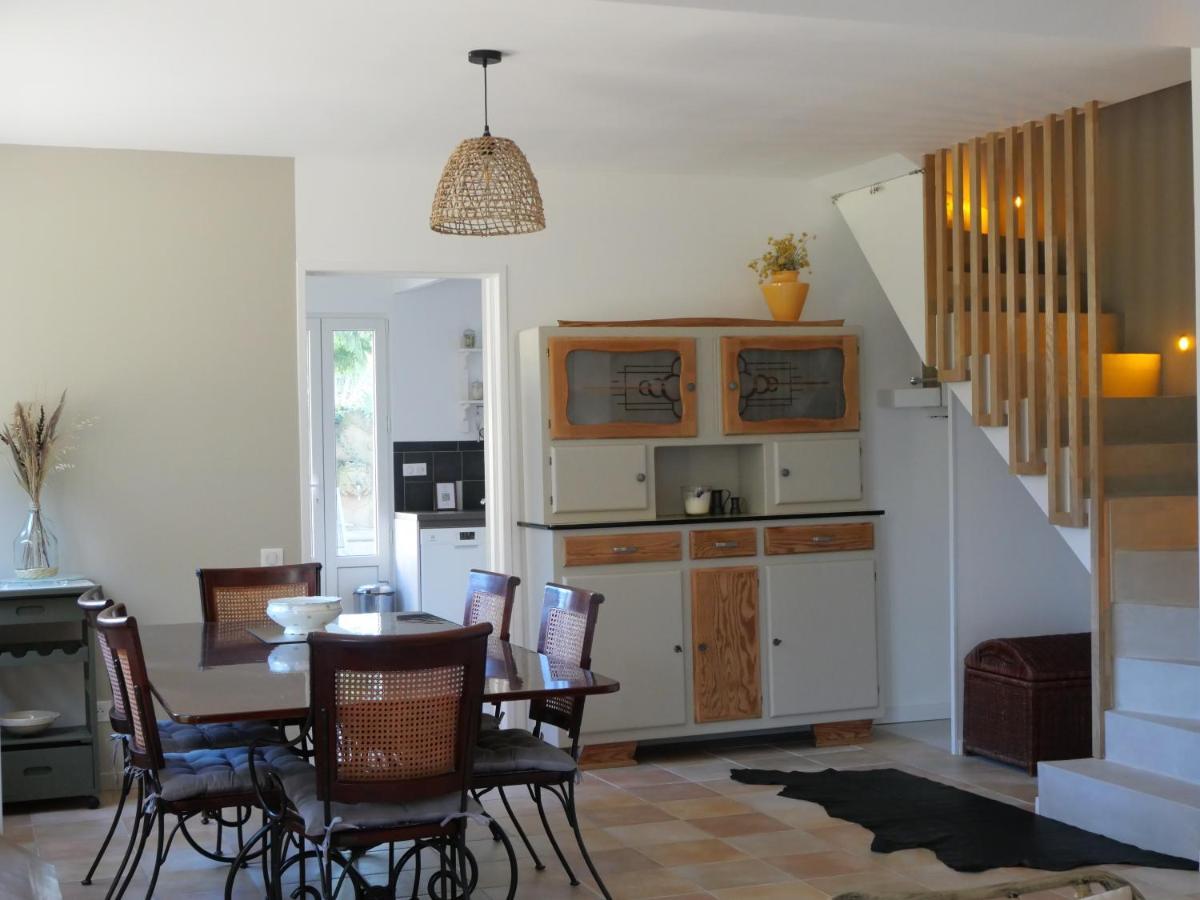 Batisse En Pierre XVII Siecle 115 M² Avec Terrasse Villa Ambares-et-Lagrave ภายนอก รูปภาพ